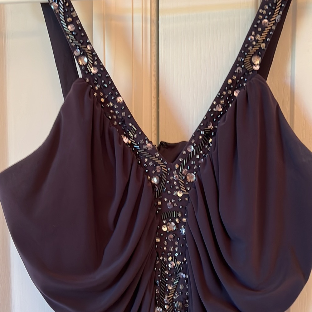 Gown - Picture 2 of 5